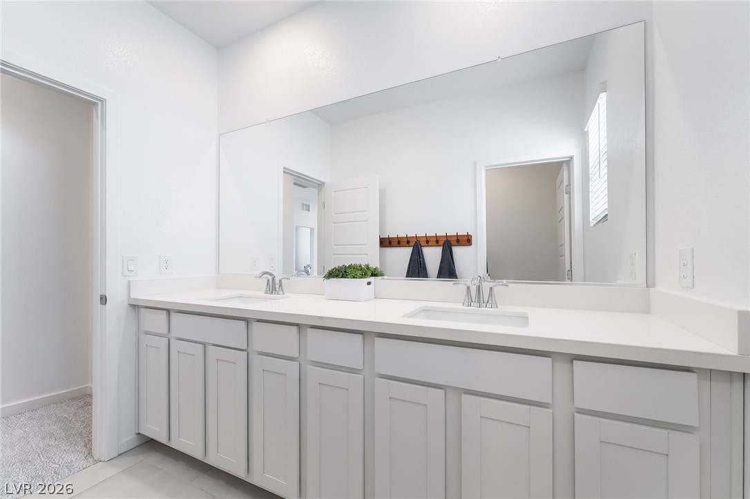 2280 Lazlo Point Street Henderson NV 89044
