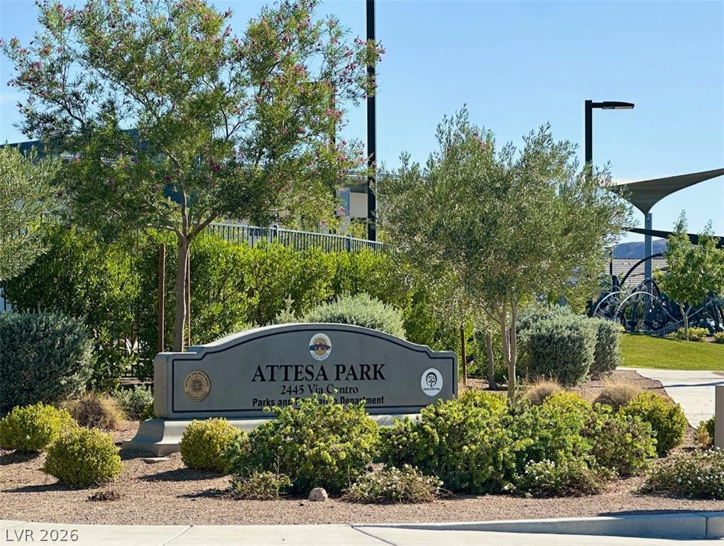 2280 Lazlo Point Street Henderson NV 89044