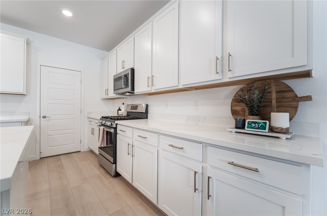 2280 Lazlo Point Street Henderson NV 89044
