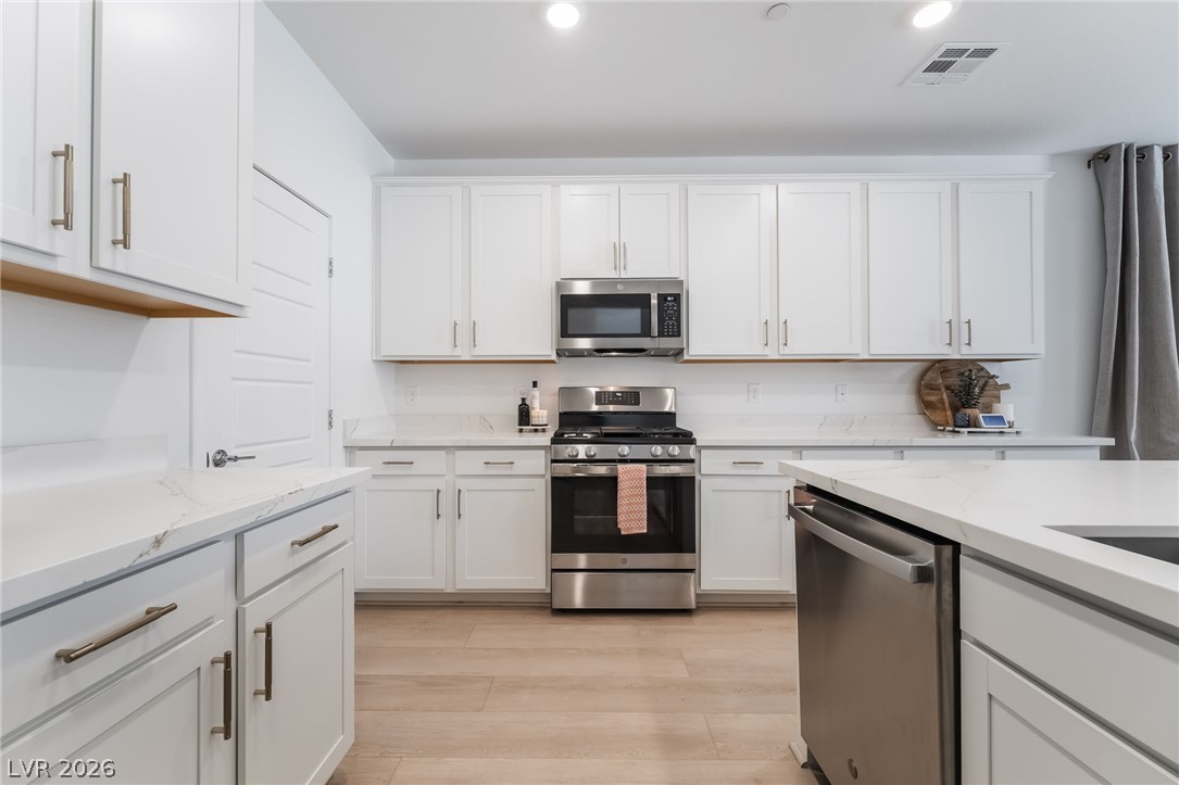 2280 Lazlo Point Street Henderson NV 89044