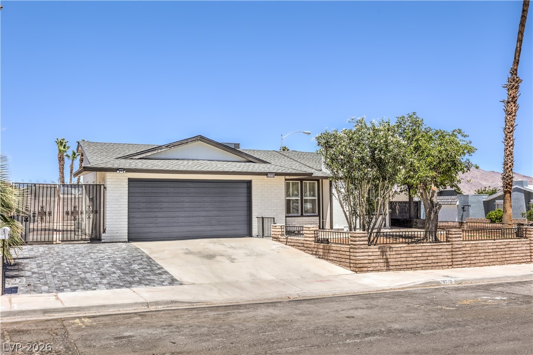 4370 Lariat Drive Las Vegas NV 89121