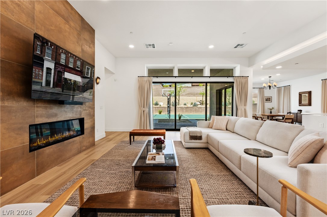 413 Vista Sunset Avenue Las Vegas NV 89138