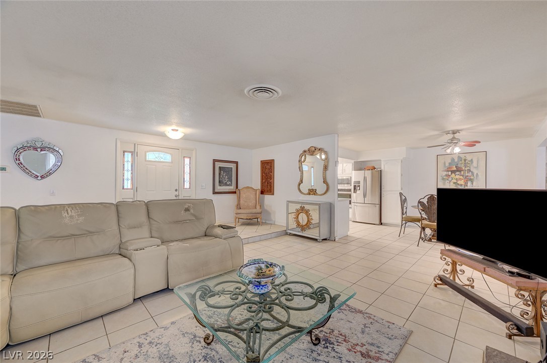1906 Jasmine Circle Las Vegas NV 89123