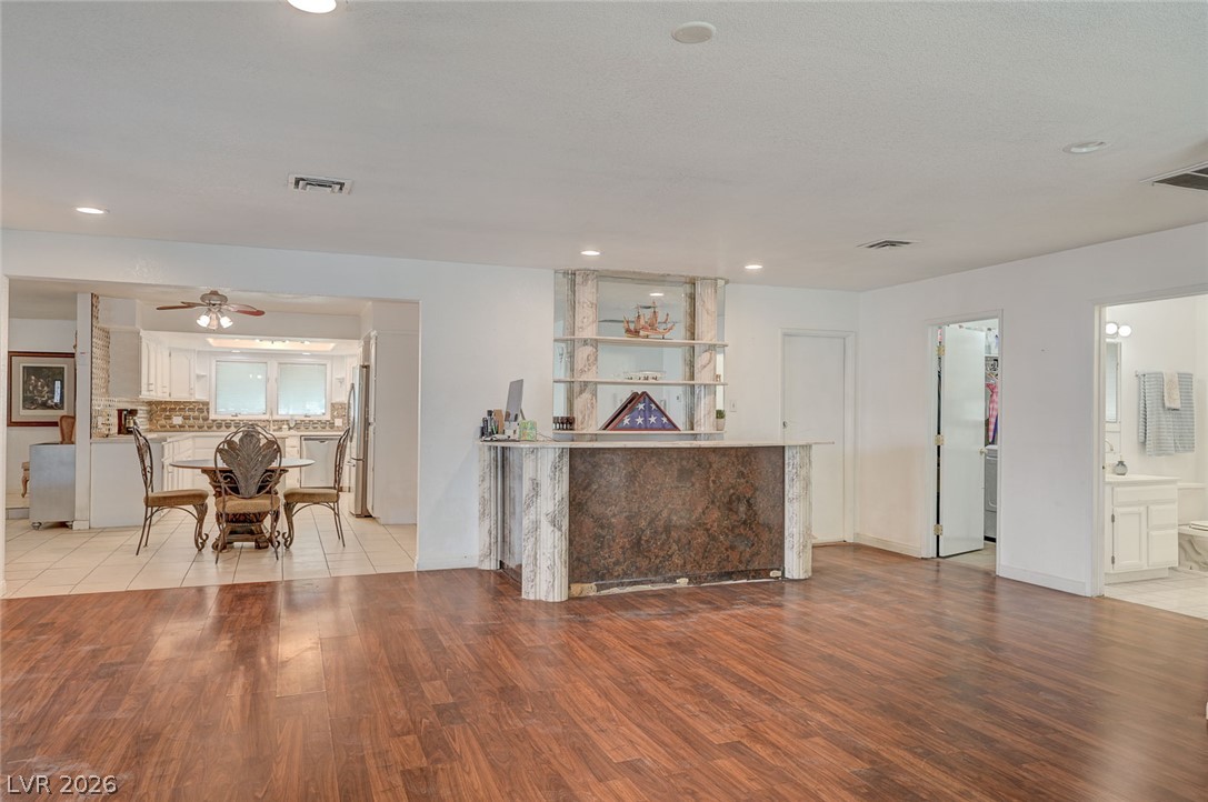 1906 Jasmine Circle Las Vegas NV 89123