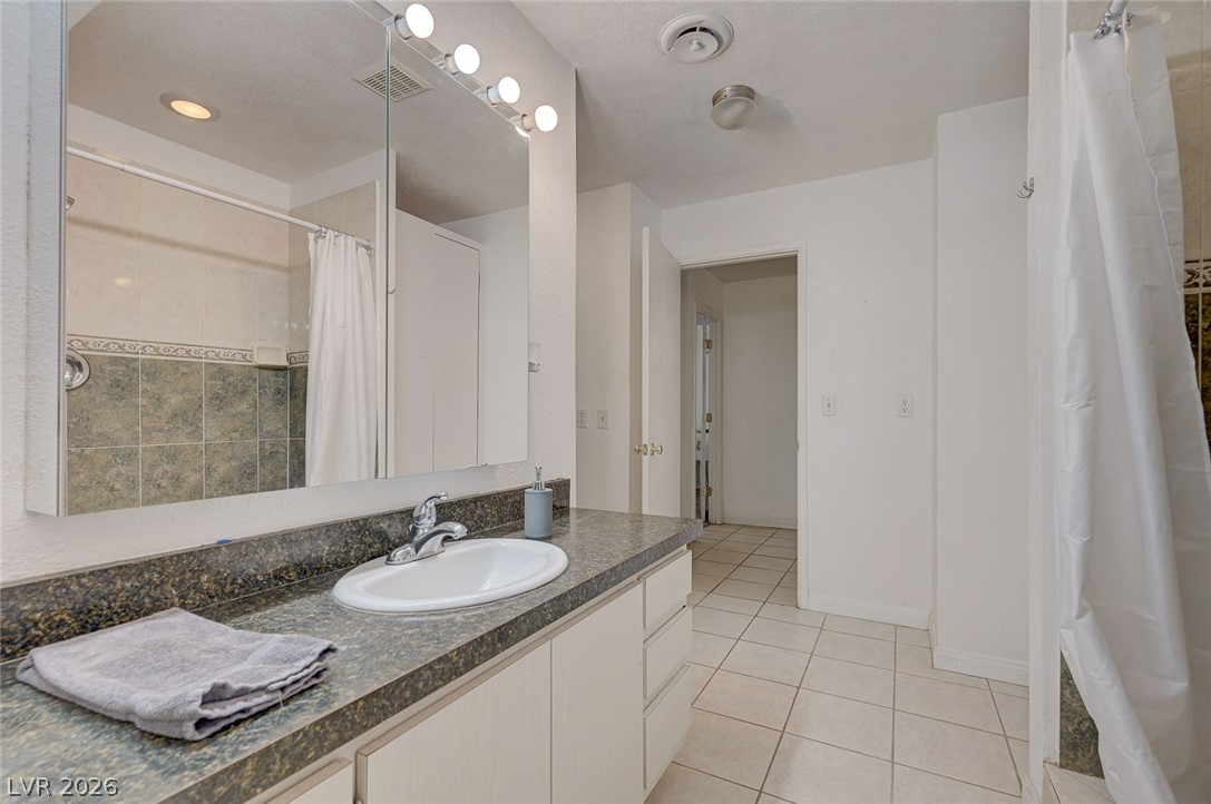 1906 Jasmine Circle Las Vegas NV 89123