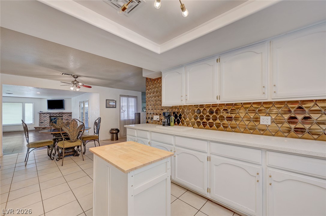 1906 Jasmine Circle Las Vegas NV 89123