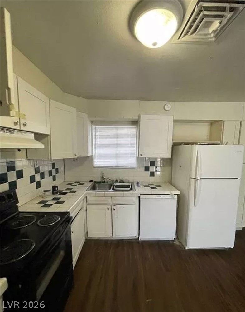 4341 San Mateo Street North Las Vegas NV 89032