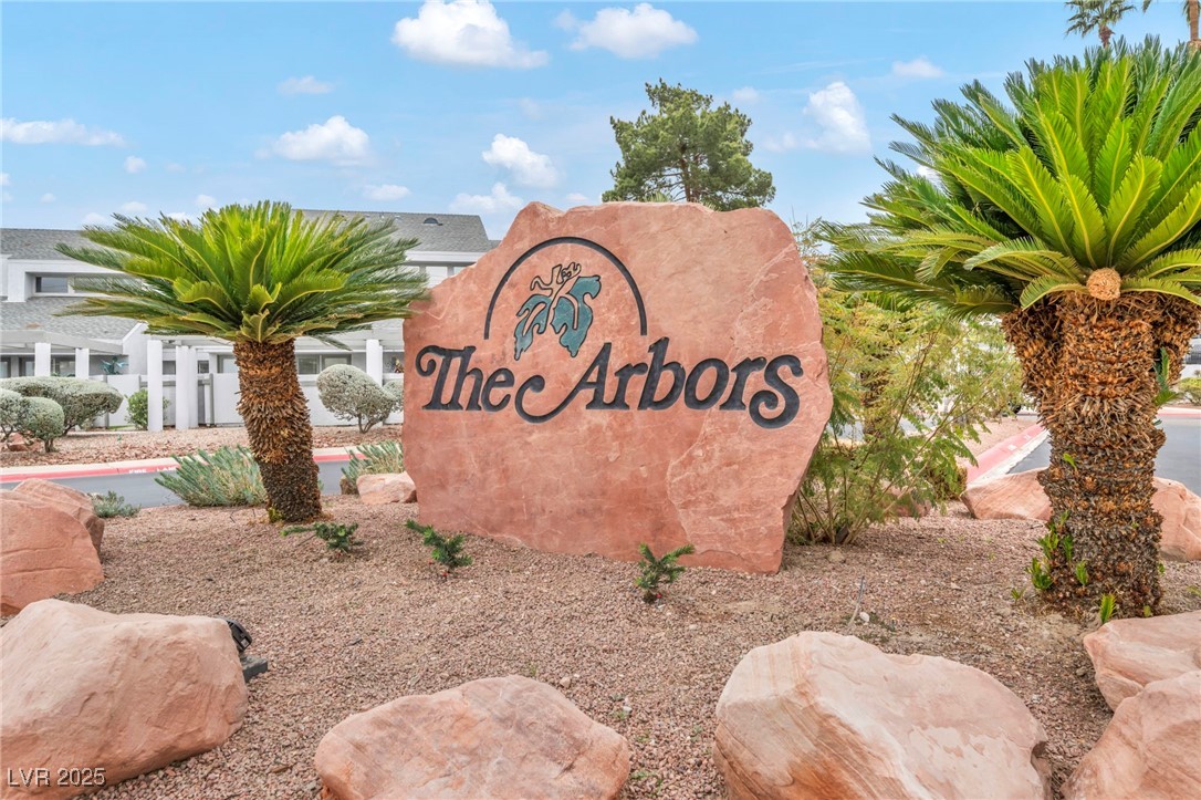 5670 Vineyard Lane Las Vegas NV 89110