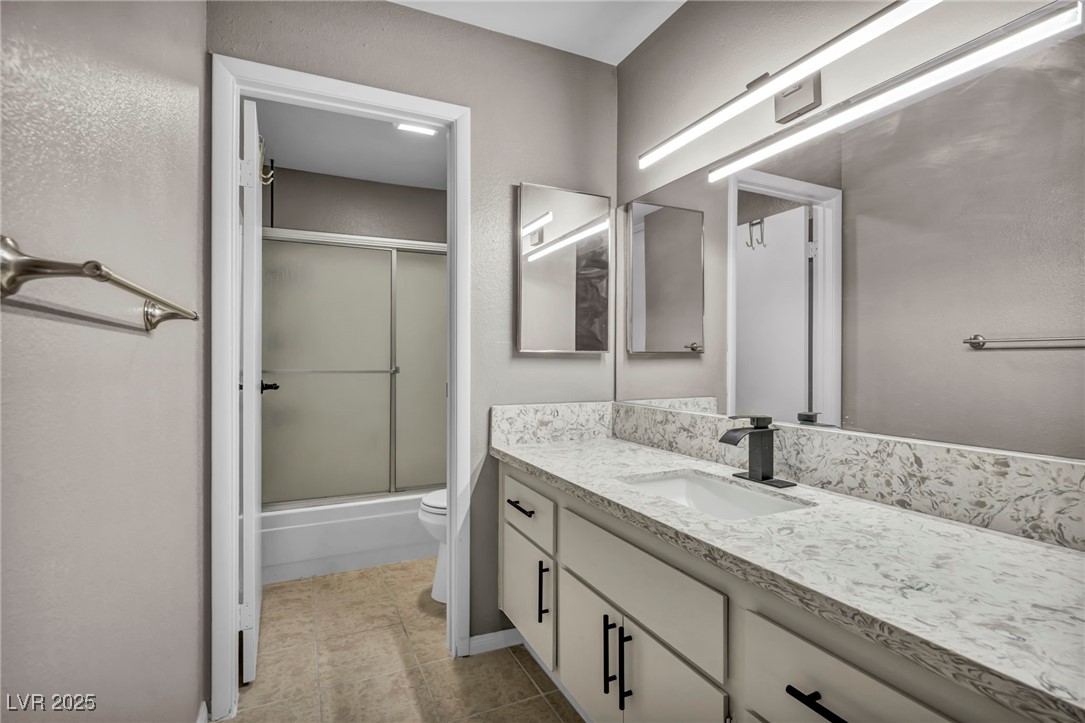 5670 Vineyard Lane Las Vegas NV 89110