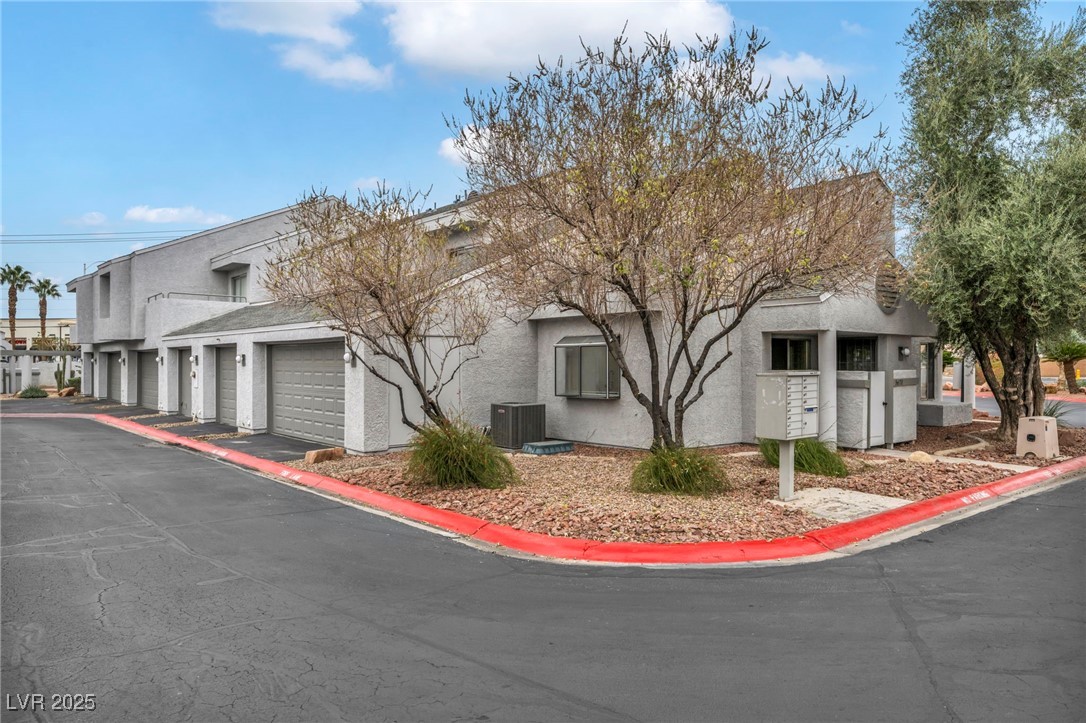 5670 Vineyard Lane Las Vegas NV 89110