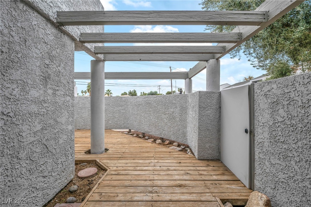 5670 Vineyard Lane Las Vegas NV 89110