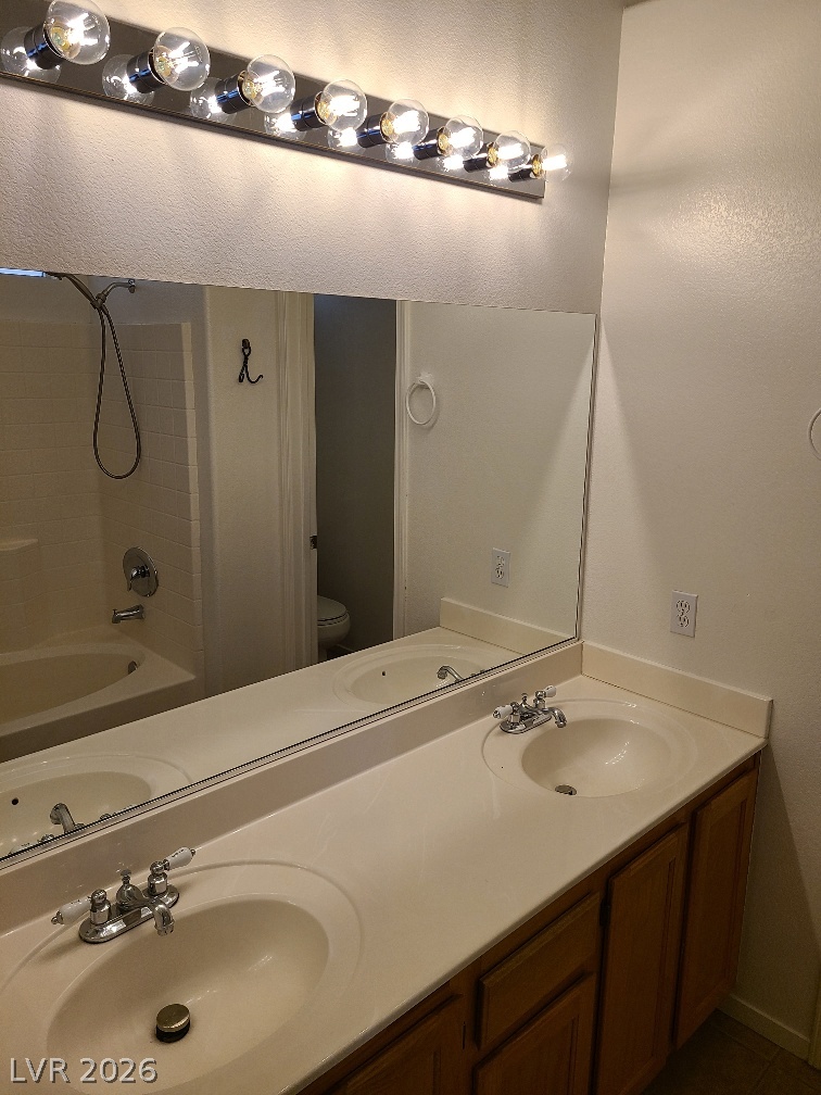 9013 Crooked Shell Avenue Las Vegas NV 89143