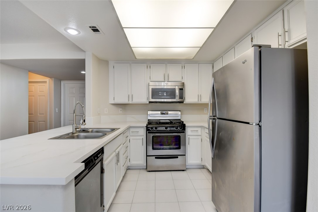 2873 Moonlight Bay Lane Las Vegas NV 89128