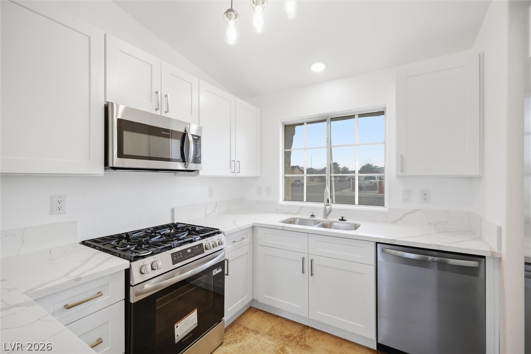 2441 Saguaro Point Street Las Vegas NV 89115
