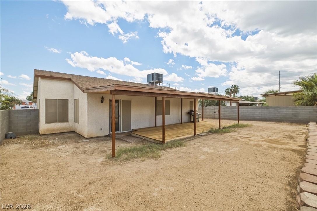 2441 Saguaro Point Street Las Vegas NV 89115