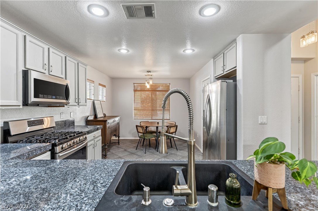 5925 Willis Street North Las Vegas NV 89031