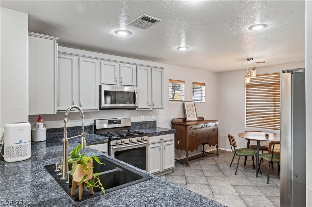5925 Willis Street North Las Vegas NV 89031