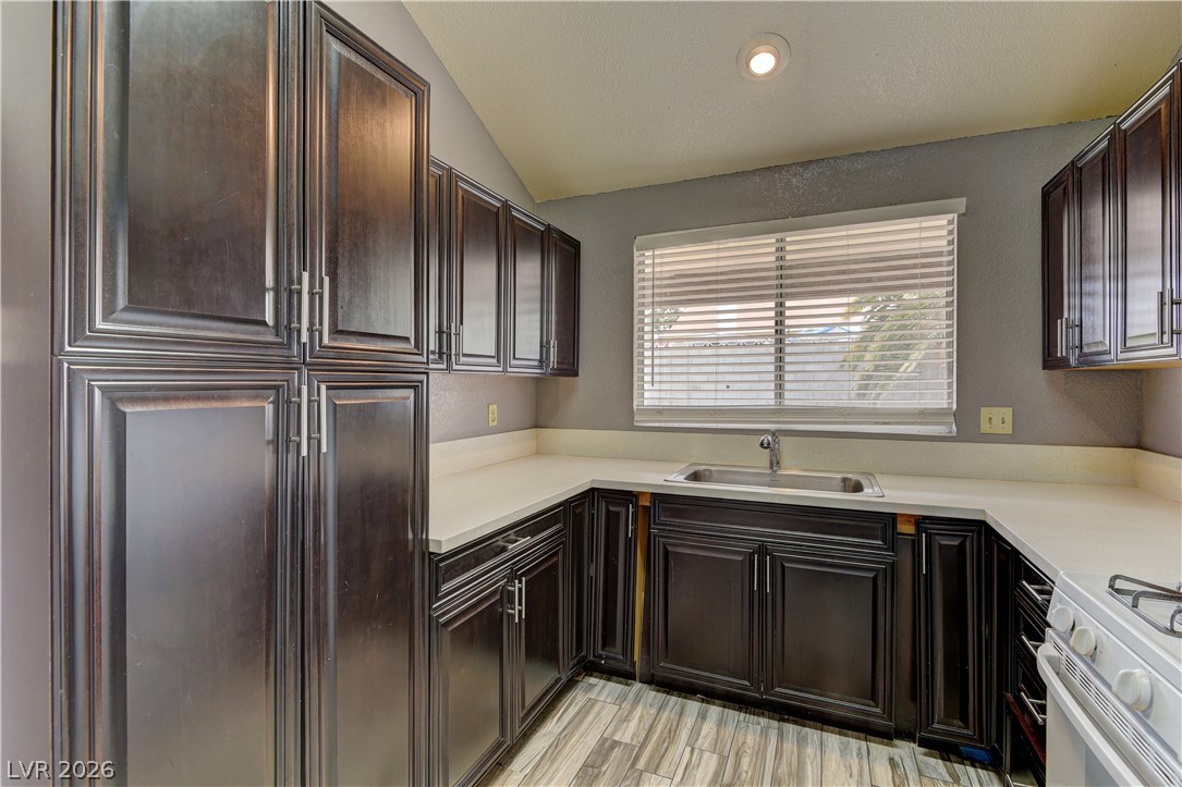536 Crony Avenue Henderson NV 89011
