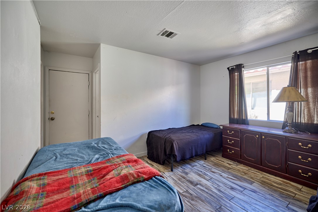5906 Commodore Cove Drive Las Vegas NV 89142