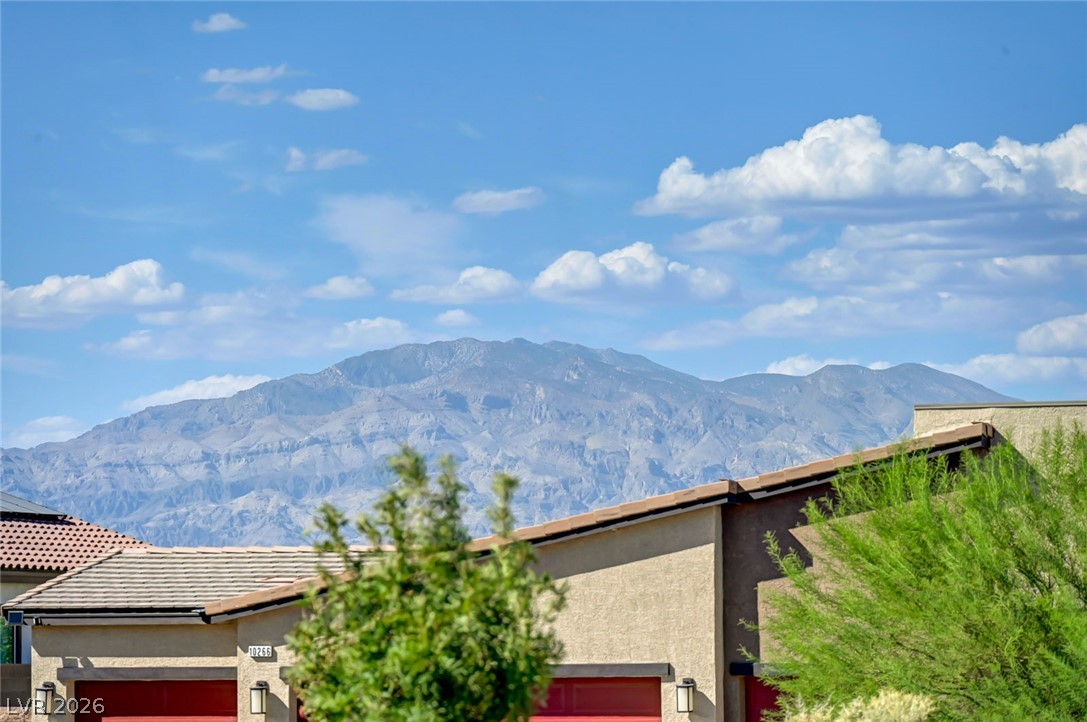 10257 Sequoia Falls Place Las Vegas NV 89149
