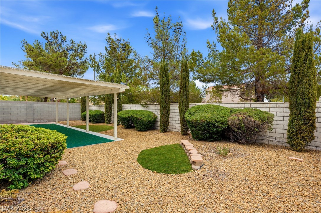 8598 Waterford Bend Street Las Vegas NV 89123