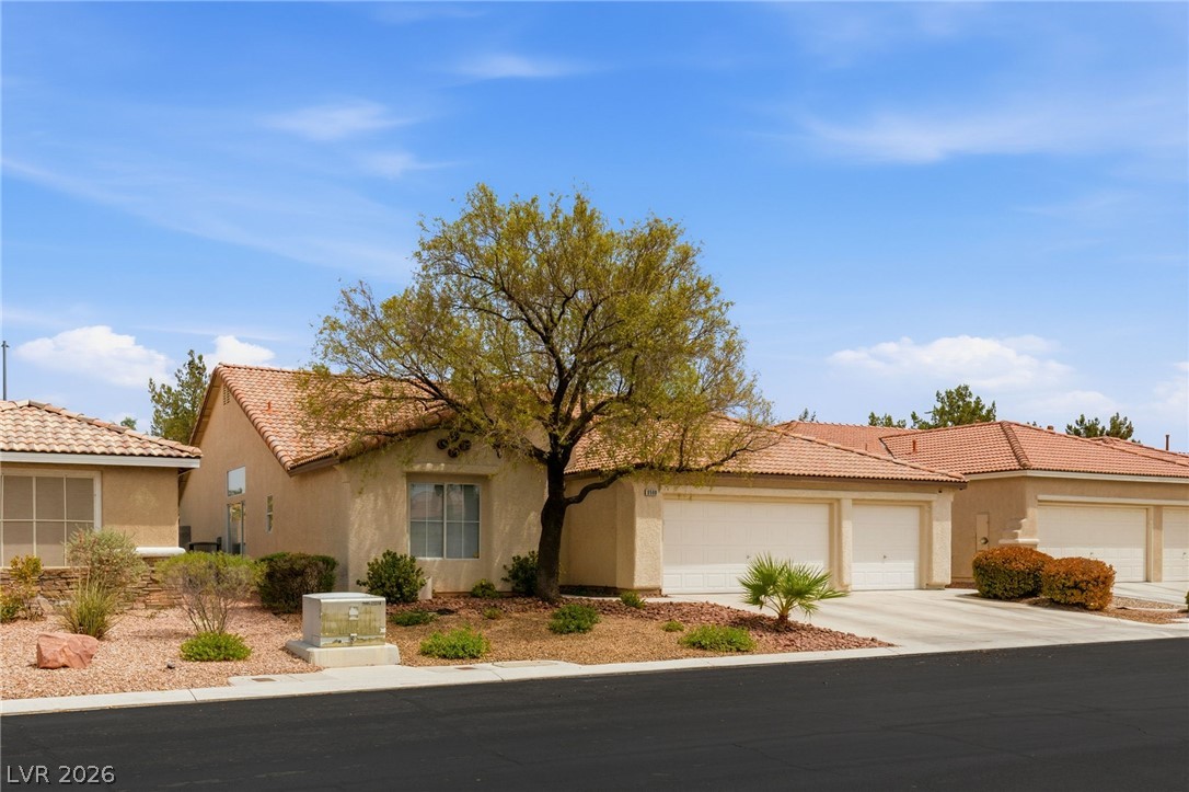 8598 Waterford Bend Street Las Vegas NV 89123
