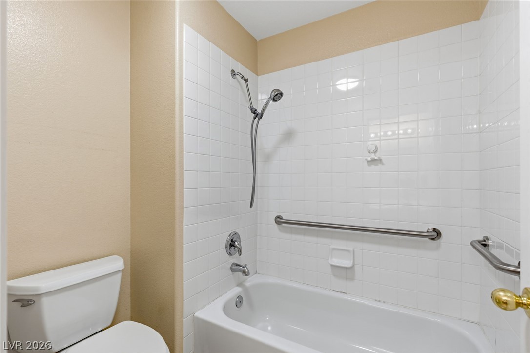 8598 Waterford Bend Street Las Vegas NV 89123
