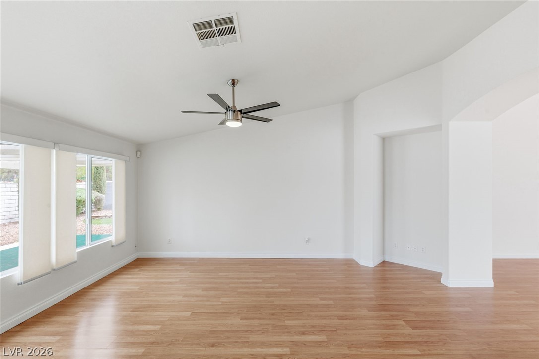 8598 Waterford Bend Street Las Vegas NV 89123