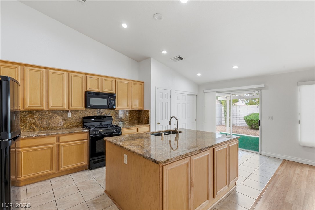 8598 Waterford Bend Street Las Vegas NV 89123