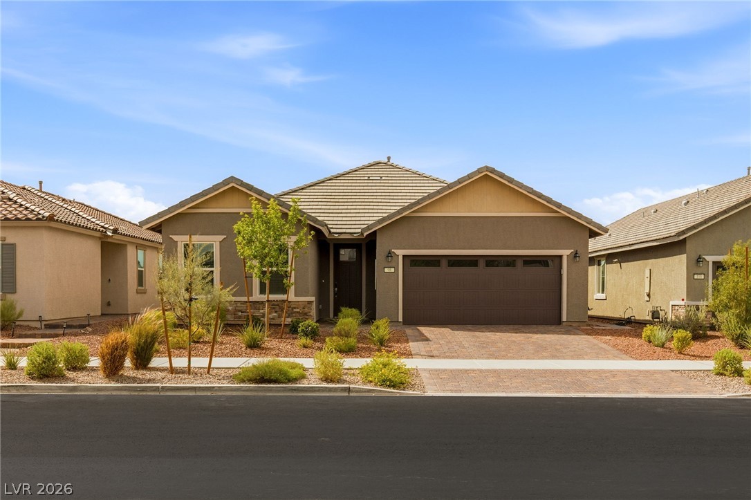 98 Cadence Crest Avenue Henderson NV 89011