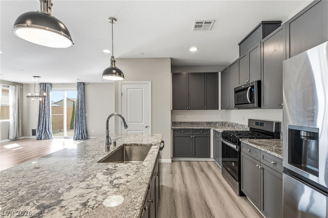 98 Cadence Crest Avenue Henderson NV 89011