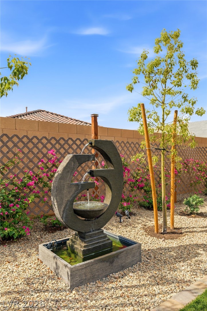 98 Cadence Crest Avenue Henderson NV 89011