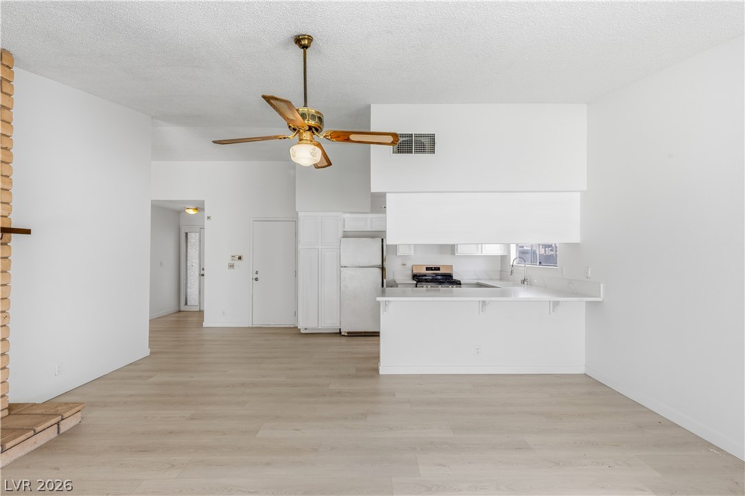 6058 Mirror Lake Drive Las Vegas NV 89110