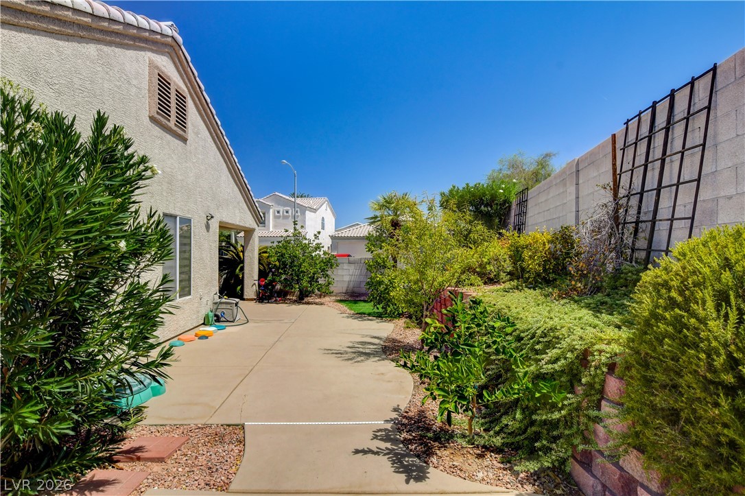299 Deerleap Circle Henderson NV 89052