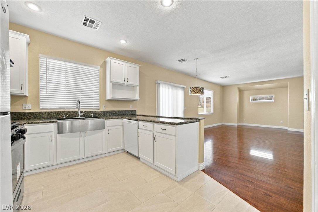 5218 Monterey Park Circle Las Vegas NV 89146