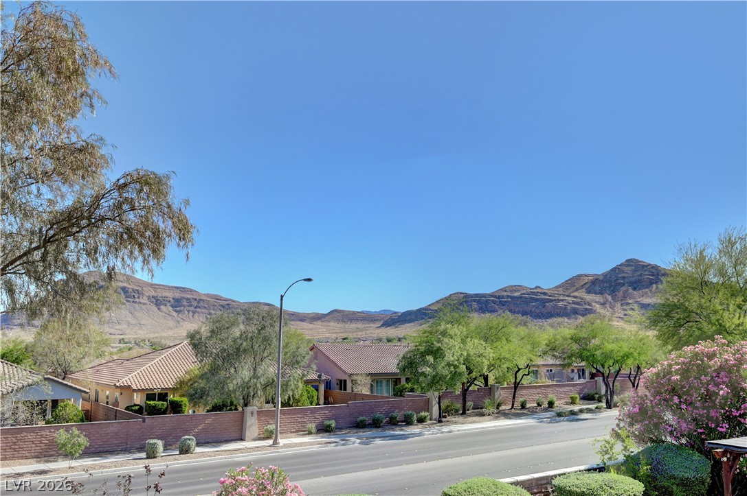 9151 Sendero Avenue Las Vegas NV 89178