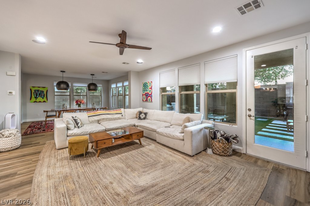 7865 Alameda Creek Street Las Vegas NV 89113