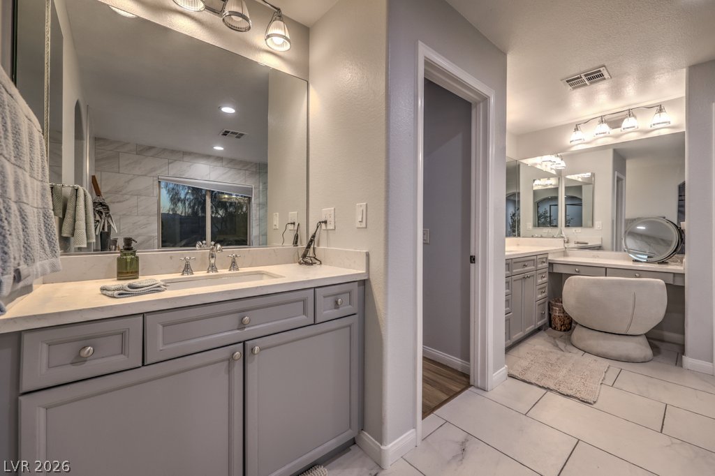 7865 Alameda Creek Street Las Vegas NV 89113