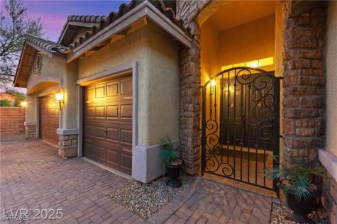 9685 Stonily Lane Las Vegas NV 89178