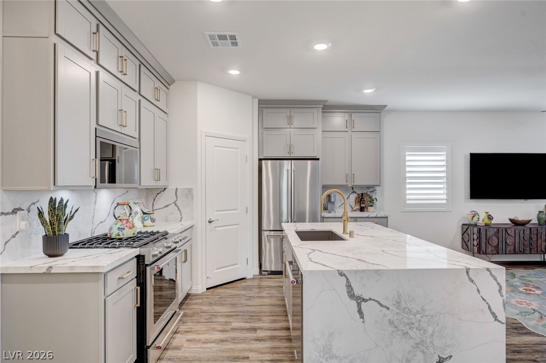 7446 Charlotte Bay Avenue North Las Vegas NV 89084