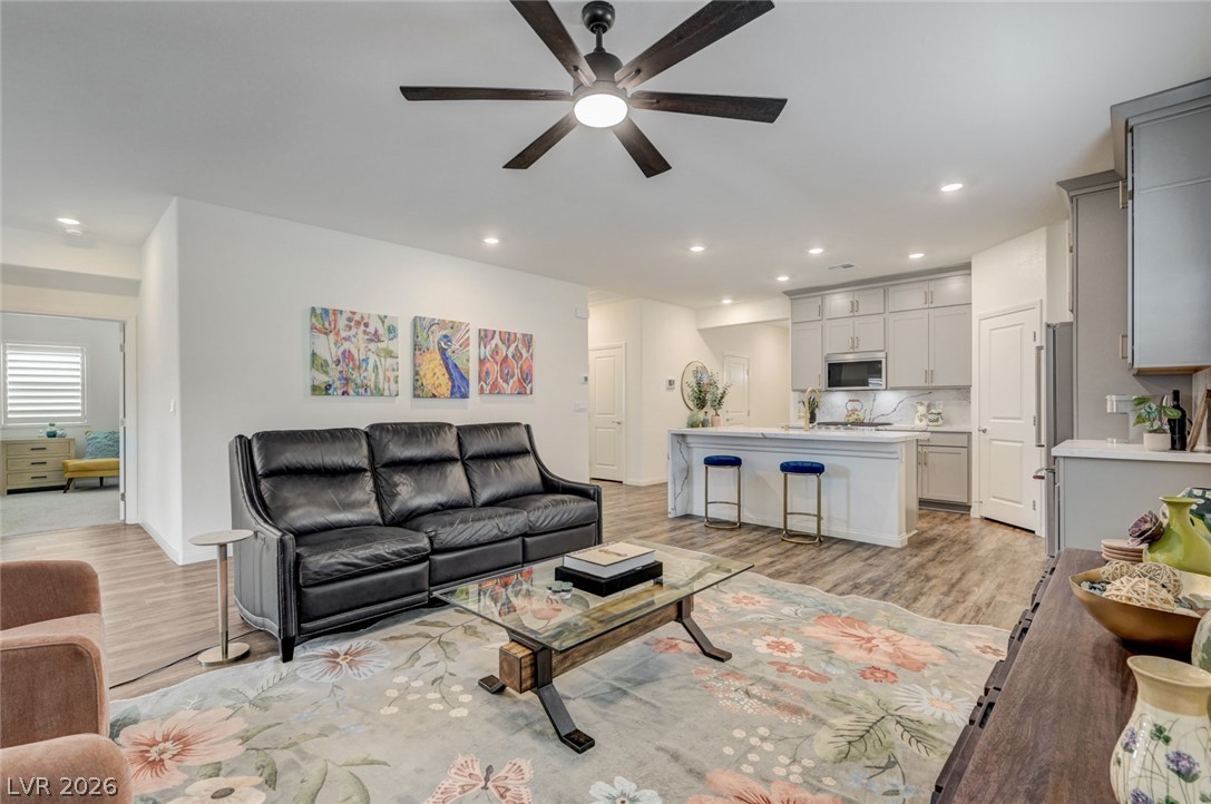 7446 Charlotte Bay Avenue North Las Vegas NV 89084