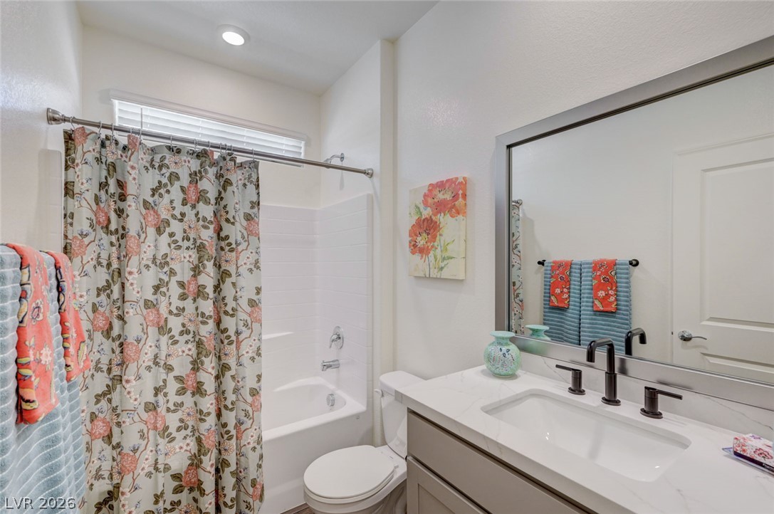 7446 Charlotte Bay Avenue North Las Vegas NV 89084