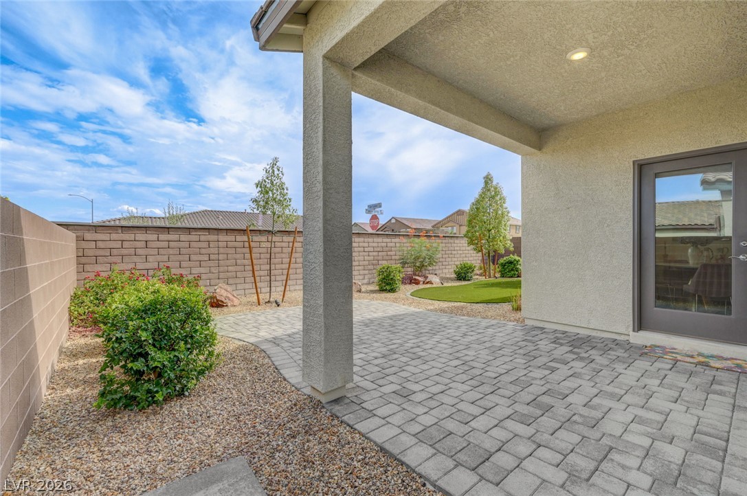 7446 Charlotte Bay Avenue North Las Vegas NV 89084