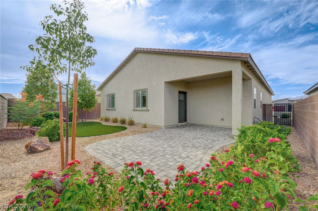 7446 Charlotte Bay Avenue North Las Vegas NV 89084
