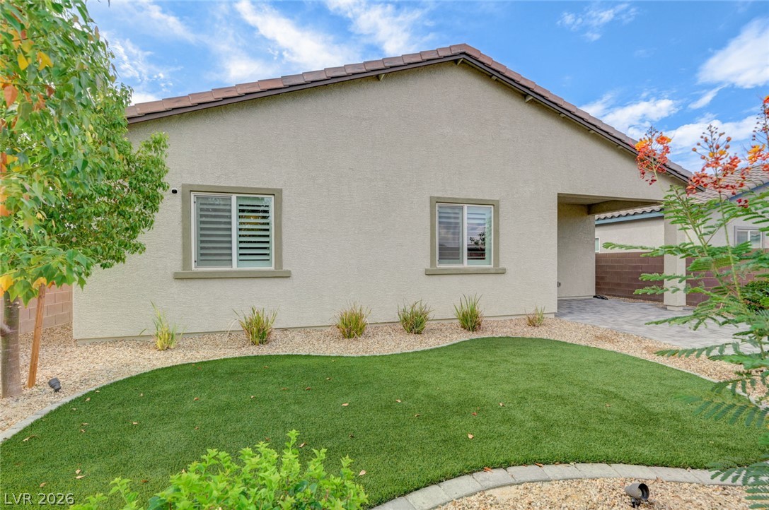 7446 Charlotte Bay Avenue North Las Vegas NV 89084
