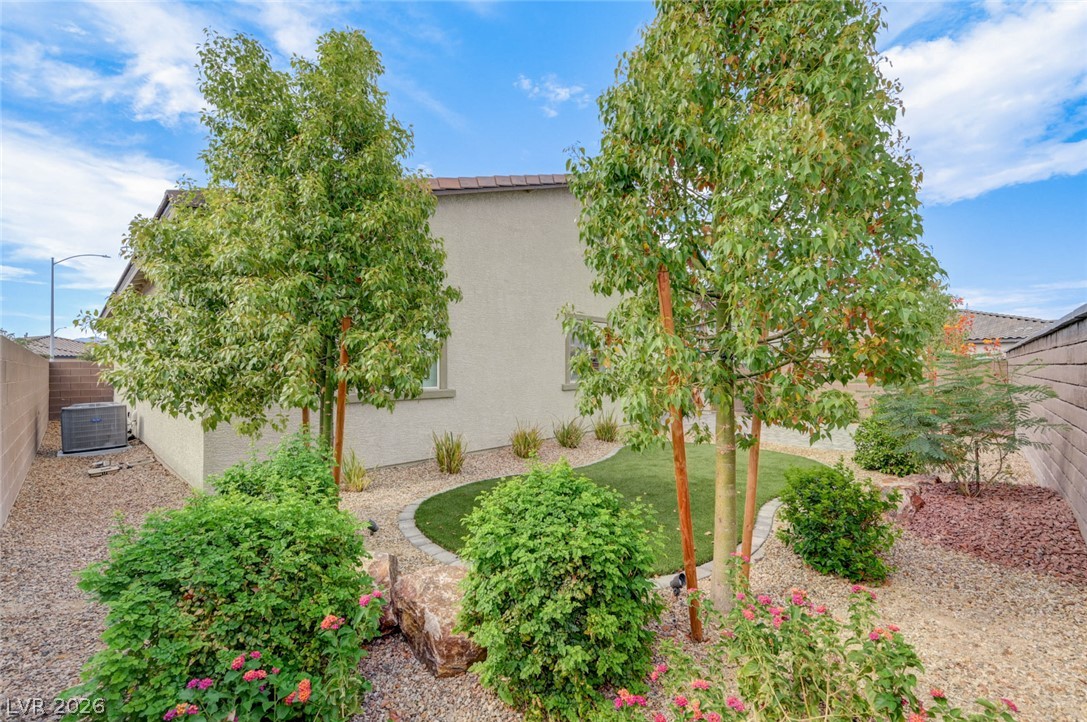 7446 Charlotte Bay Avenue North Las Vegas NV 89084