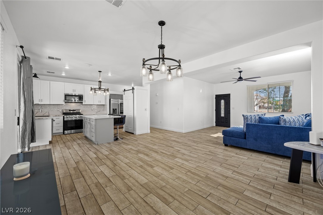 6211 Babson Avenue Las Vegas NV 89110
