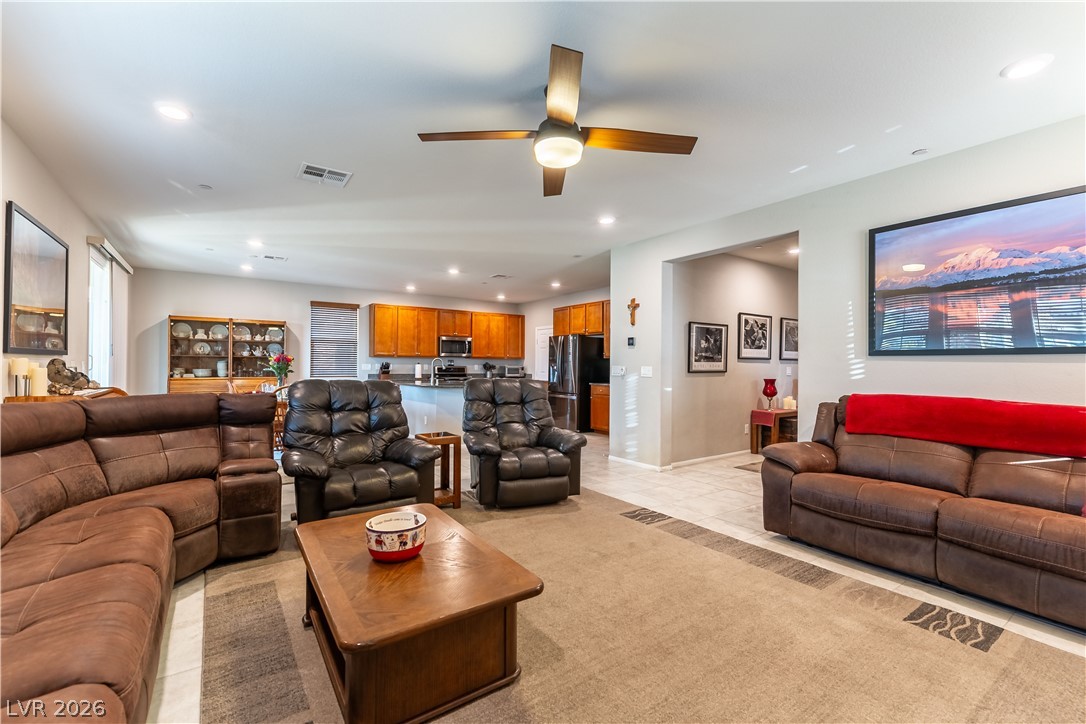 982 Twilight Glow Court Henderson NV 89015