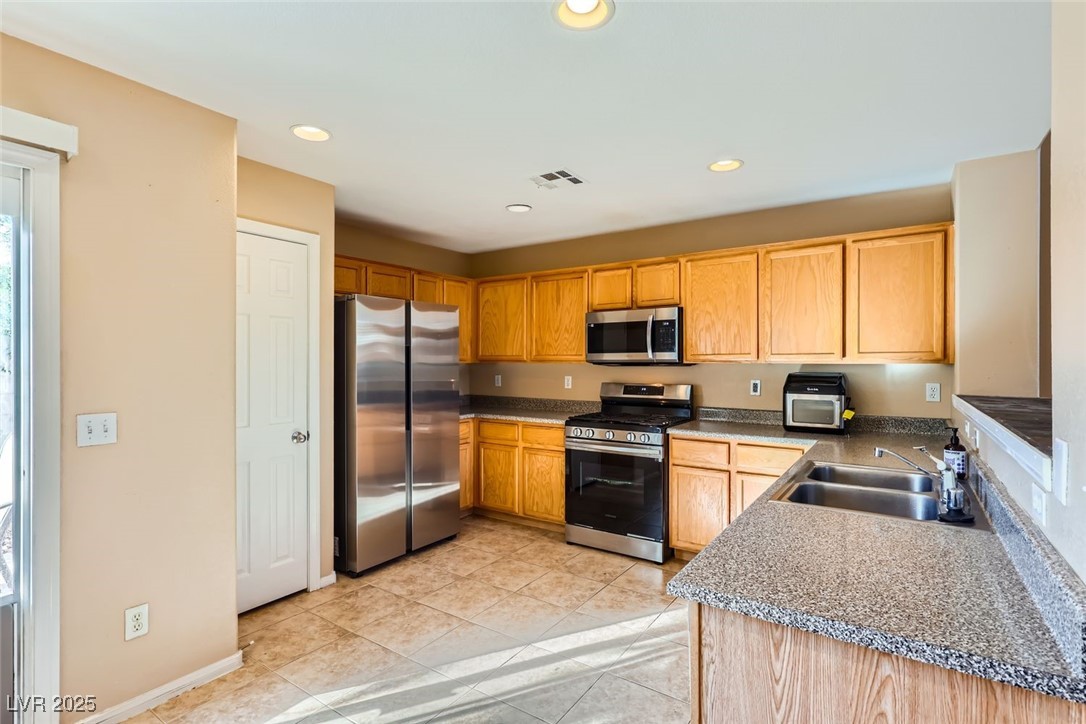 1342 Louisiana Lakes Avenue Las Vegas NV 89183