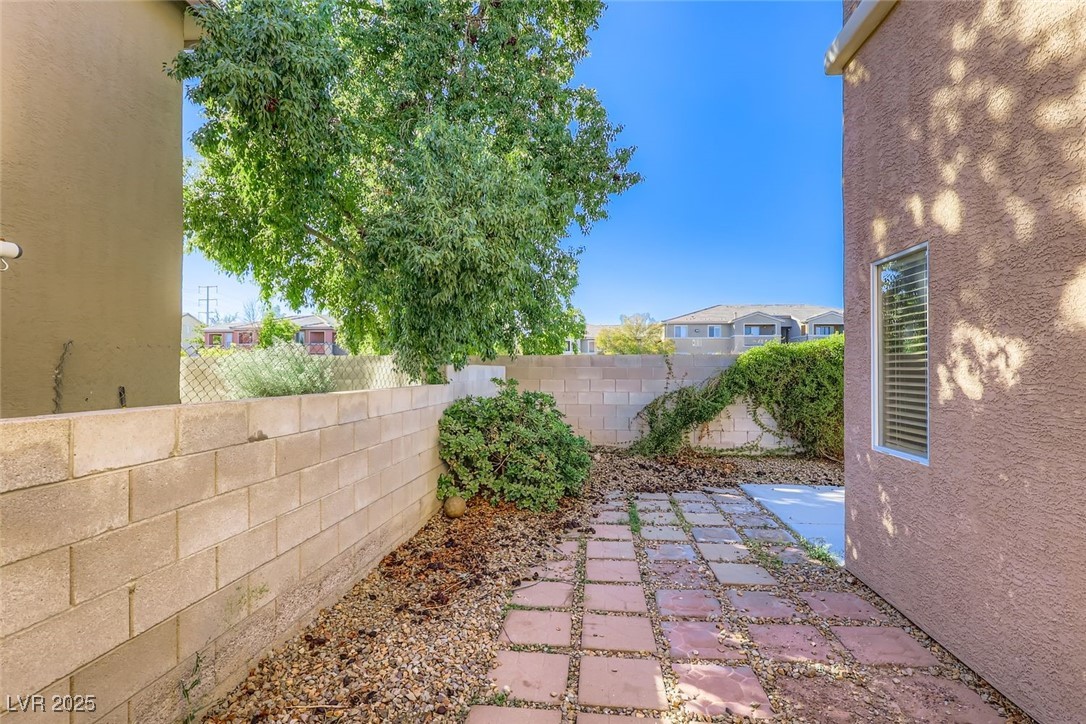 1342 Louisiana Lakes Avenue Las Vegas NV 89183